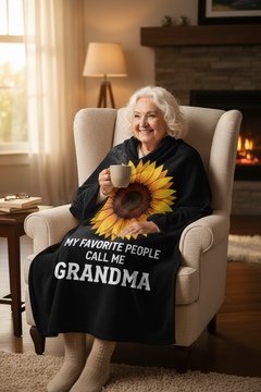 My Favorite People Call Me Grandma – Coral Fleece Blanket